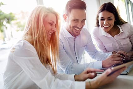 Équipe SKY CO en formation